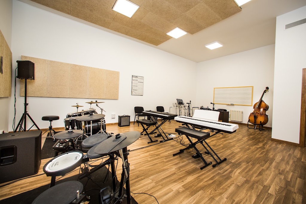 Escola de Musica Moderna - Escuela de Musica — Piano