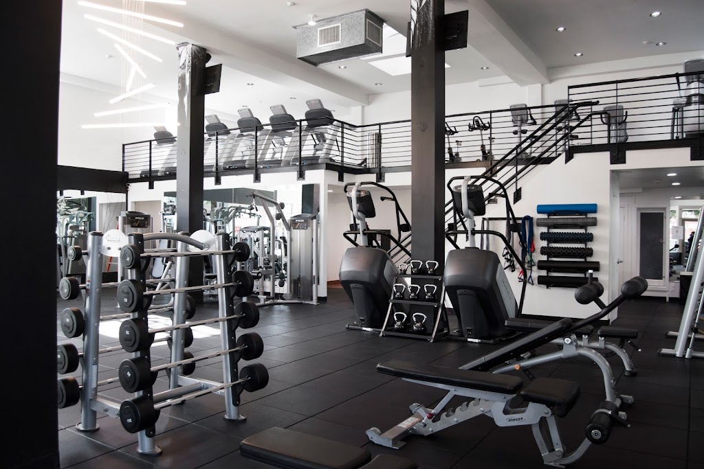  Live Fit Gym • Cole Valley