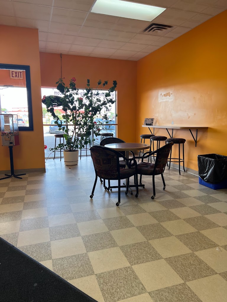 Johnny's Pizza & Wings in Airdrie