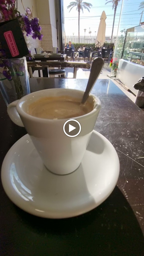Fleca I Pastisseria J. Maynou — Videos