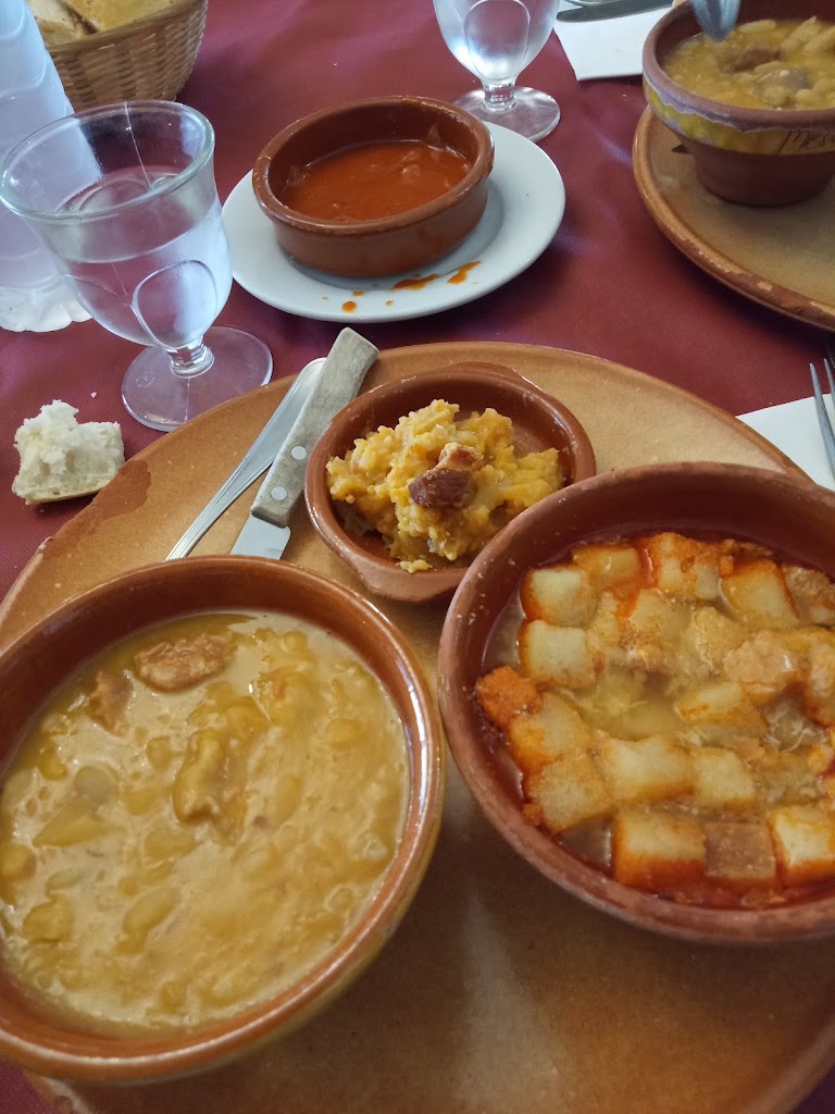 Meson del Rastro — Comida y bebida