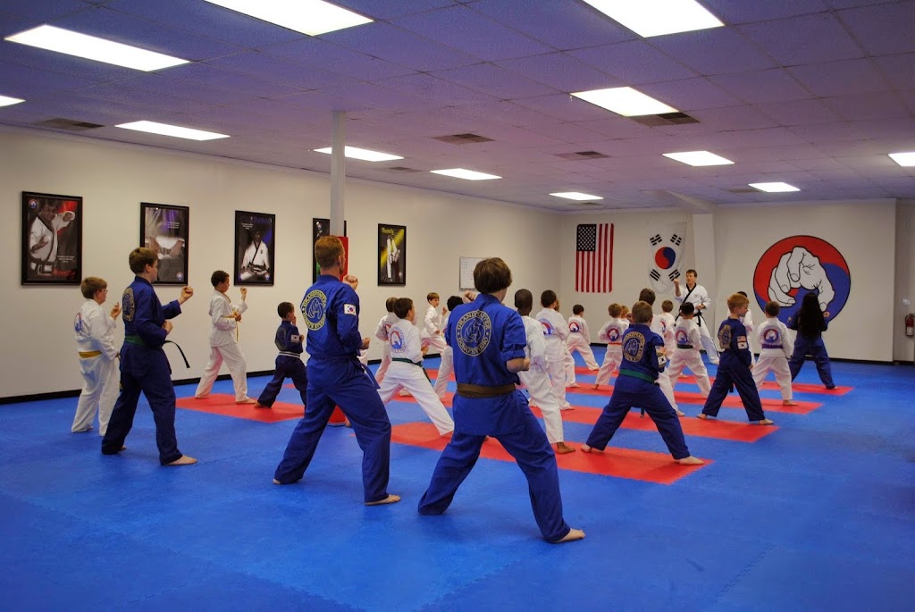  Grandmaster Dong's Martial Arts