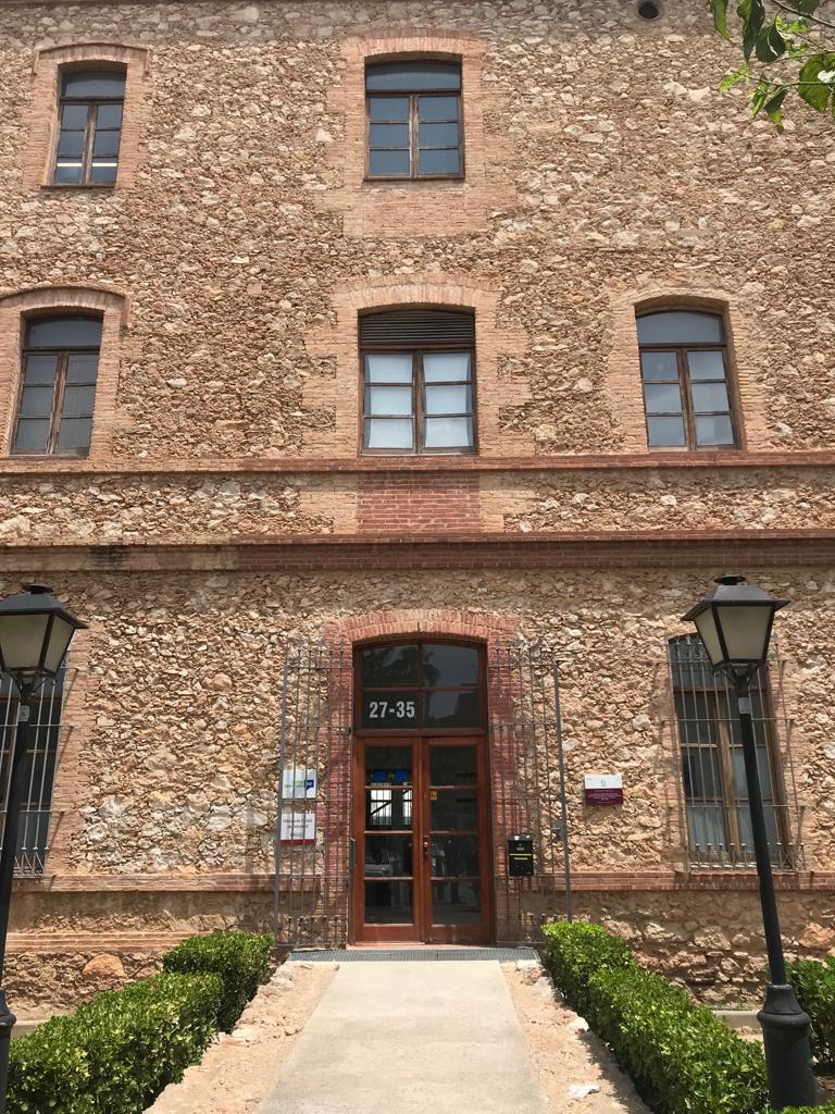Centre de Normalitzacio Linguistica de Tarragona (el Vendrell) — Del propietario