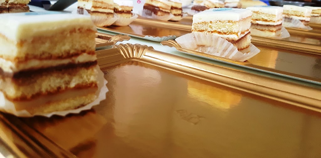 Panaderia LuisMi Lopez-Baza — Comida y bebida