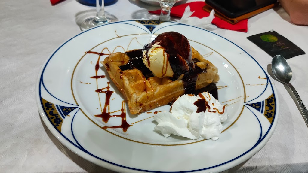 Meson Francisco II — Comida y bebida
