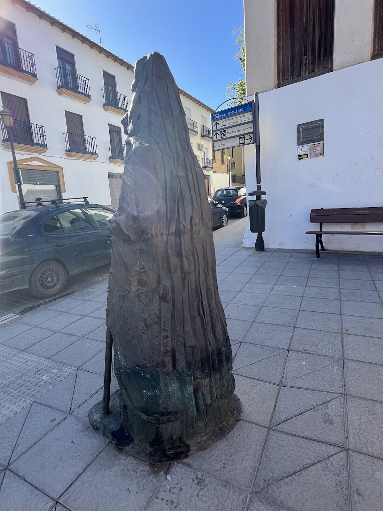 Estatua del Cascamorras