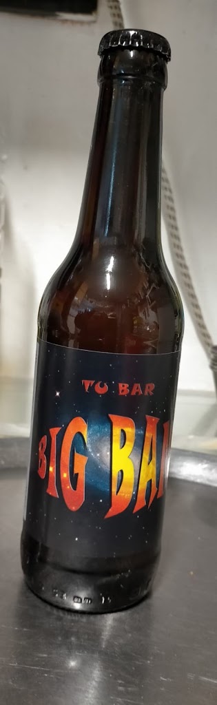 Bar Big Bang — Comida y bebida