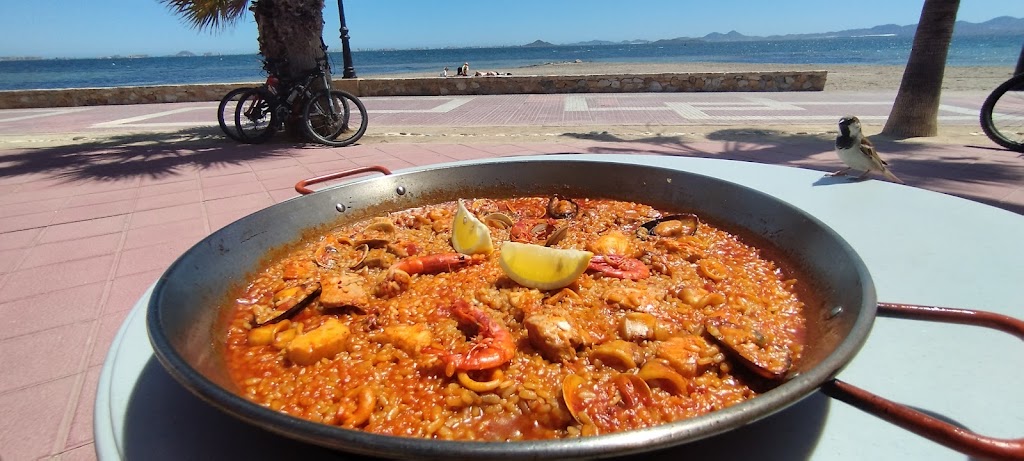 Chiringuito La Sirena — Paella