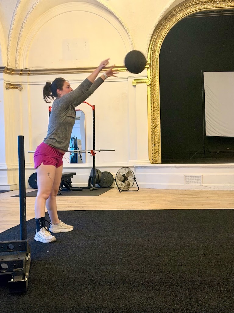  ALISON ROESSLER FITNESS