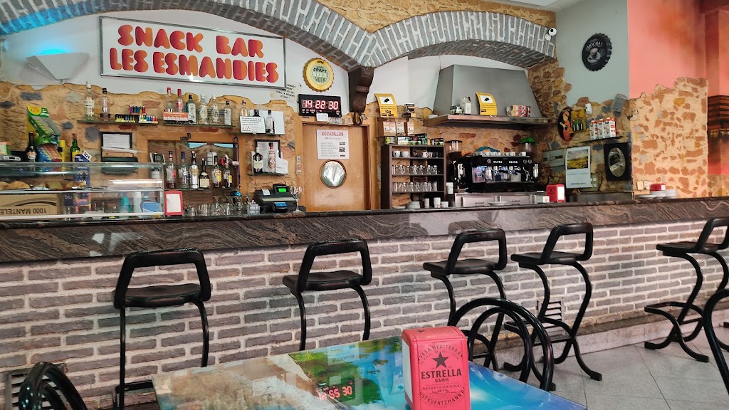Bar Esmandies Can Dani — Ambiente