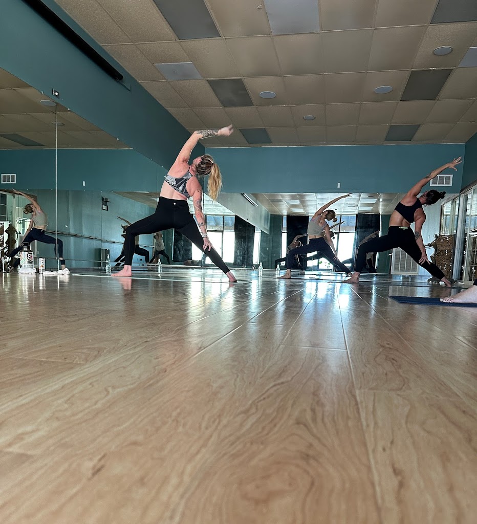  Flourish & Flow Mendo