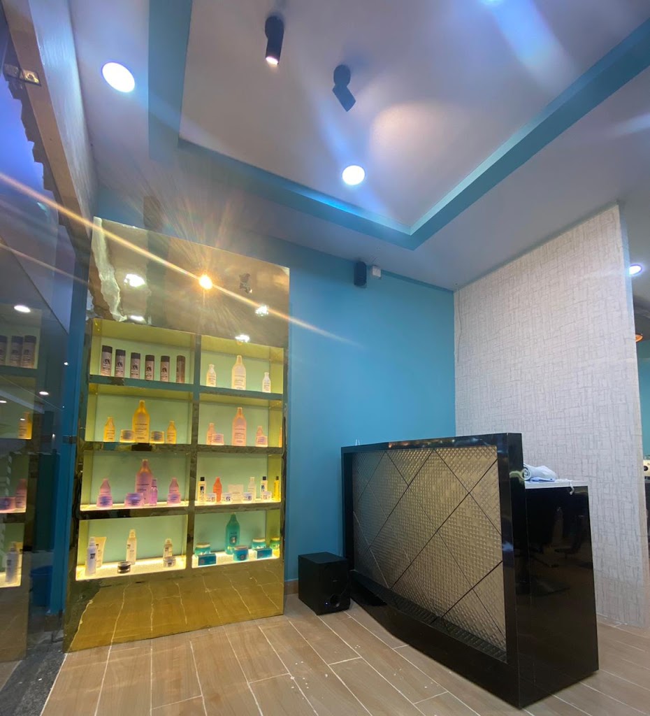 J Family Salon
