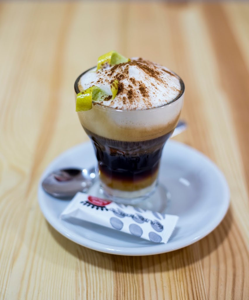 Cafeteria Santa Teresa — Comida y bebida
