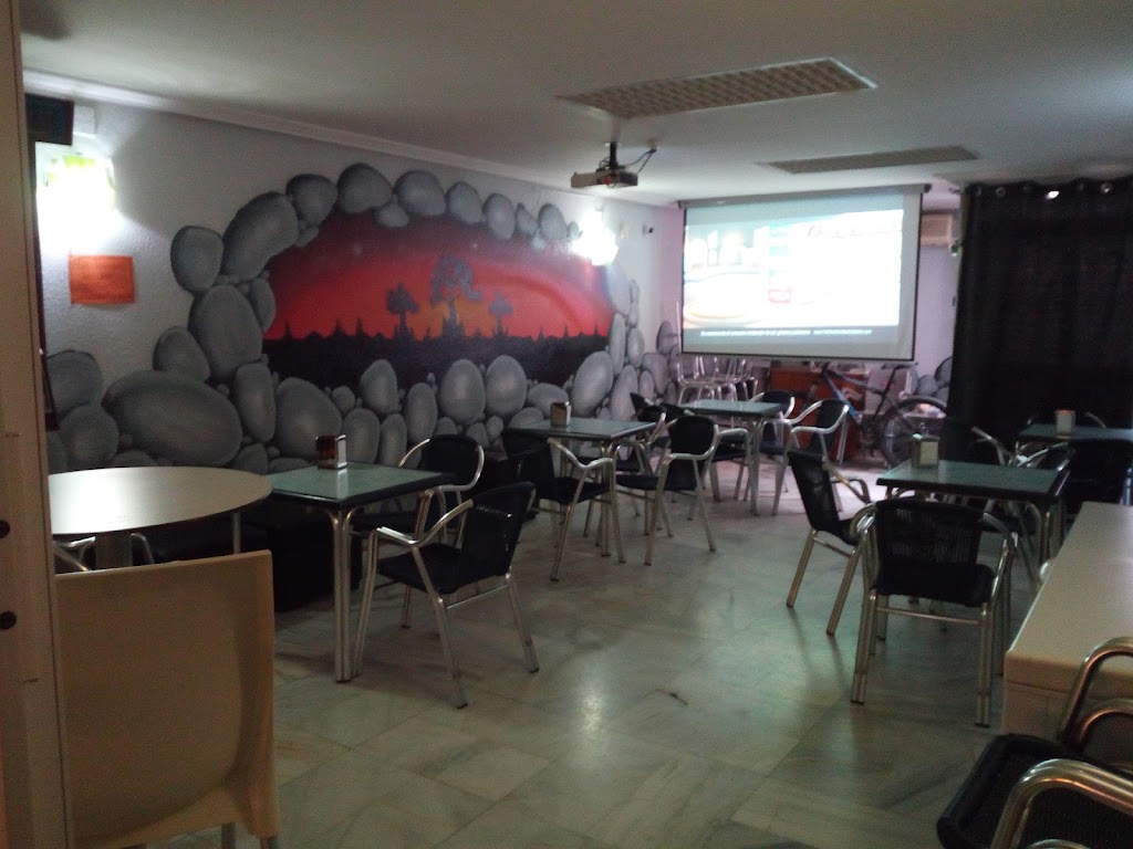 BAR NIZABEL (Salon Recreativo) — Ambiente