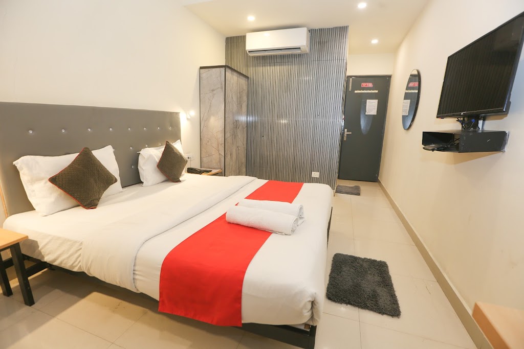 Leesha Residency