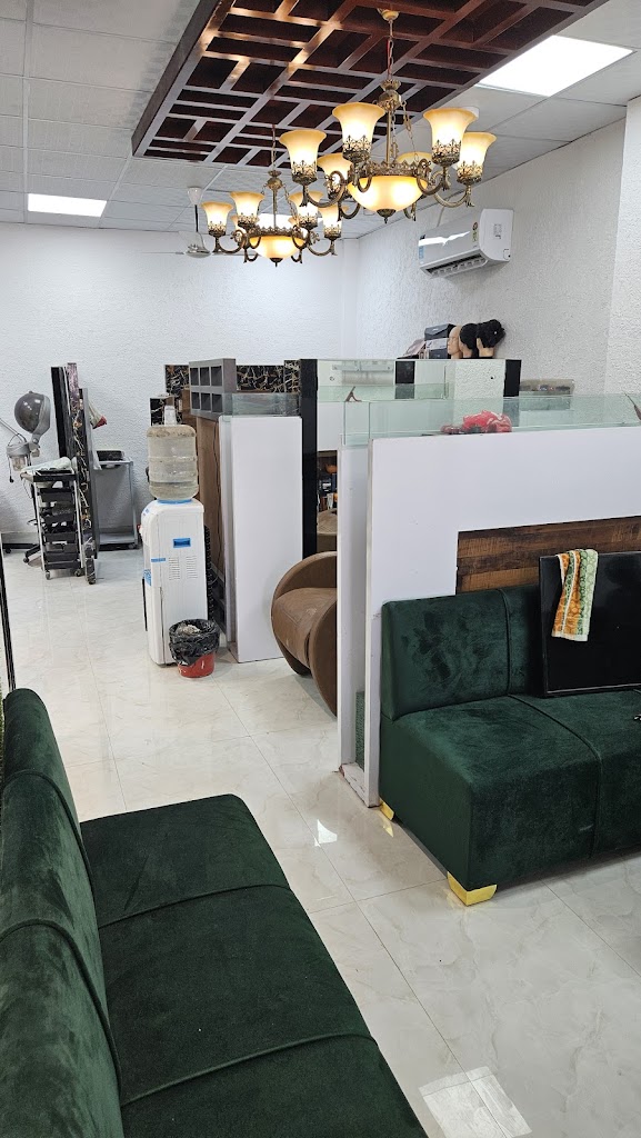 Henna Beauty Salon
