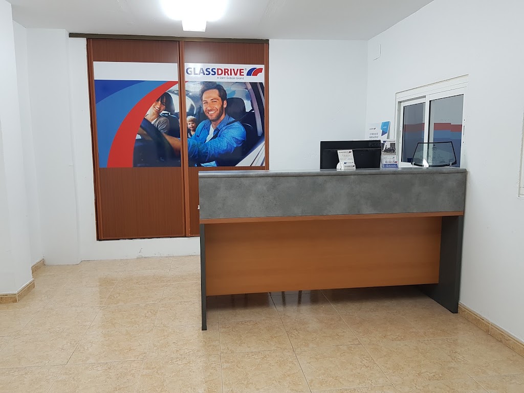 Glassdrive Utebo — Interior