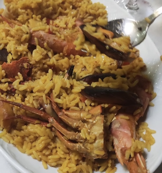Meson Restaurante El Toresano — Comida y bebida
