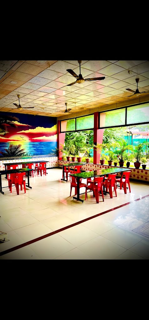 Hotel Harshraj And Family Restaurant