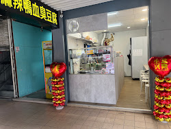 64511f04c4d1698e1a100a80 的照片