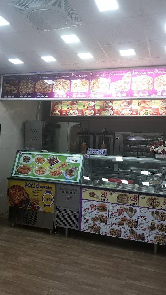 Ali Baba Express Sant Vicenc — Ambiente