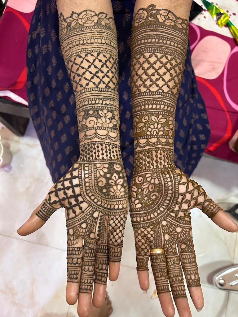 Lovely S Beauty Parlour