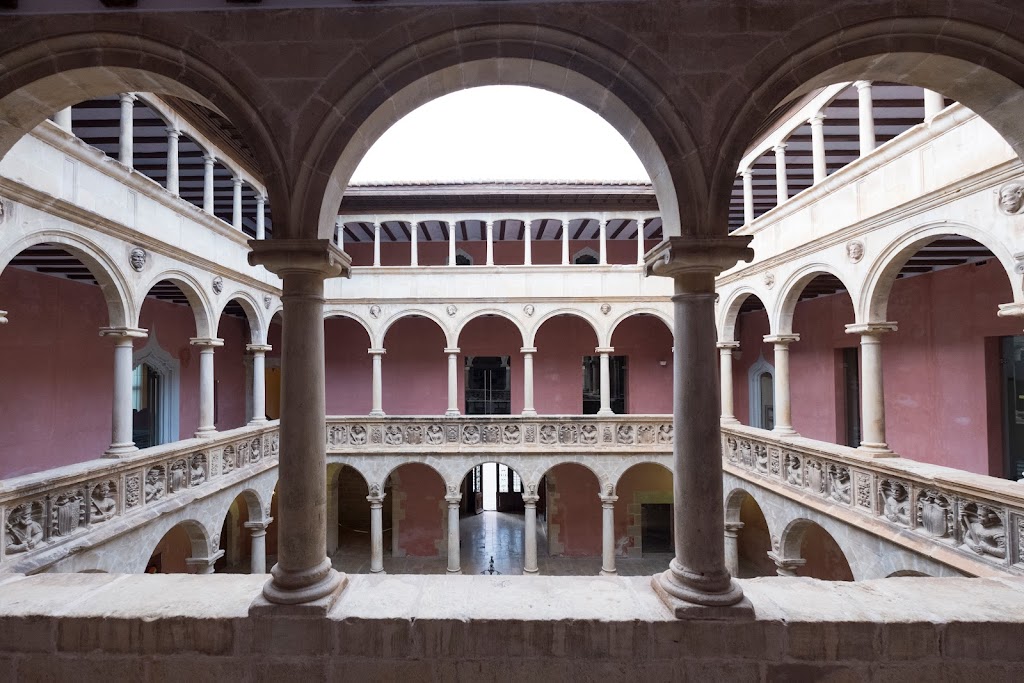 Centre d'Interpretacio del Renaixement - Exposicio Permanent dels Reials Col*legis