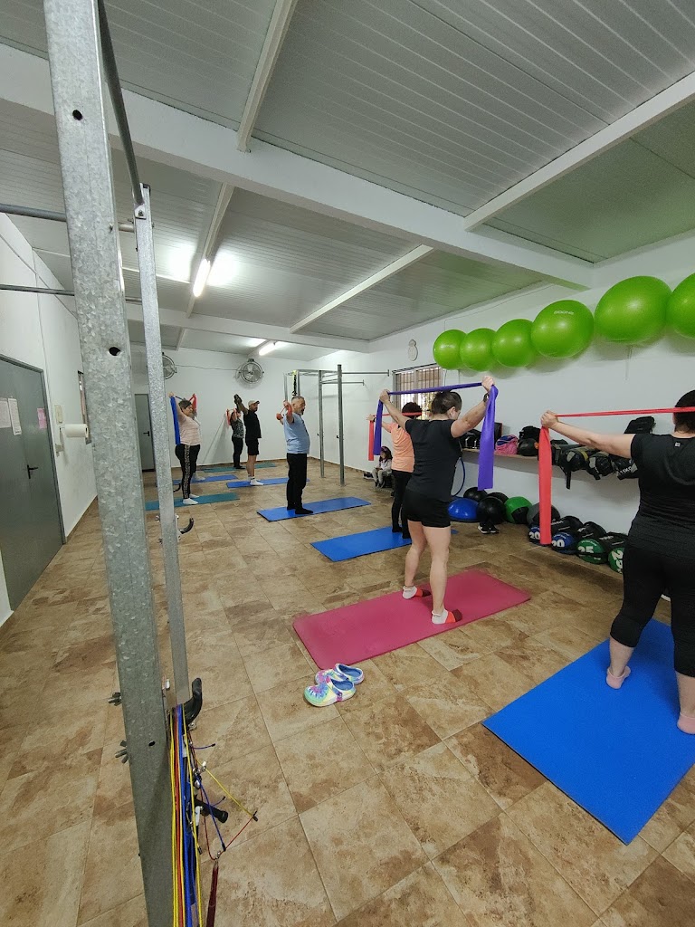 Studio Fitness M&J, Purias, camino de los guirretes