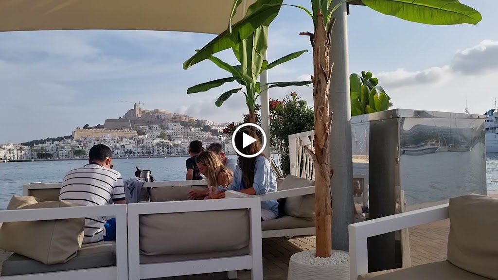 Calma Restaurant — Videos