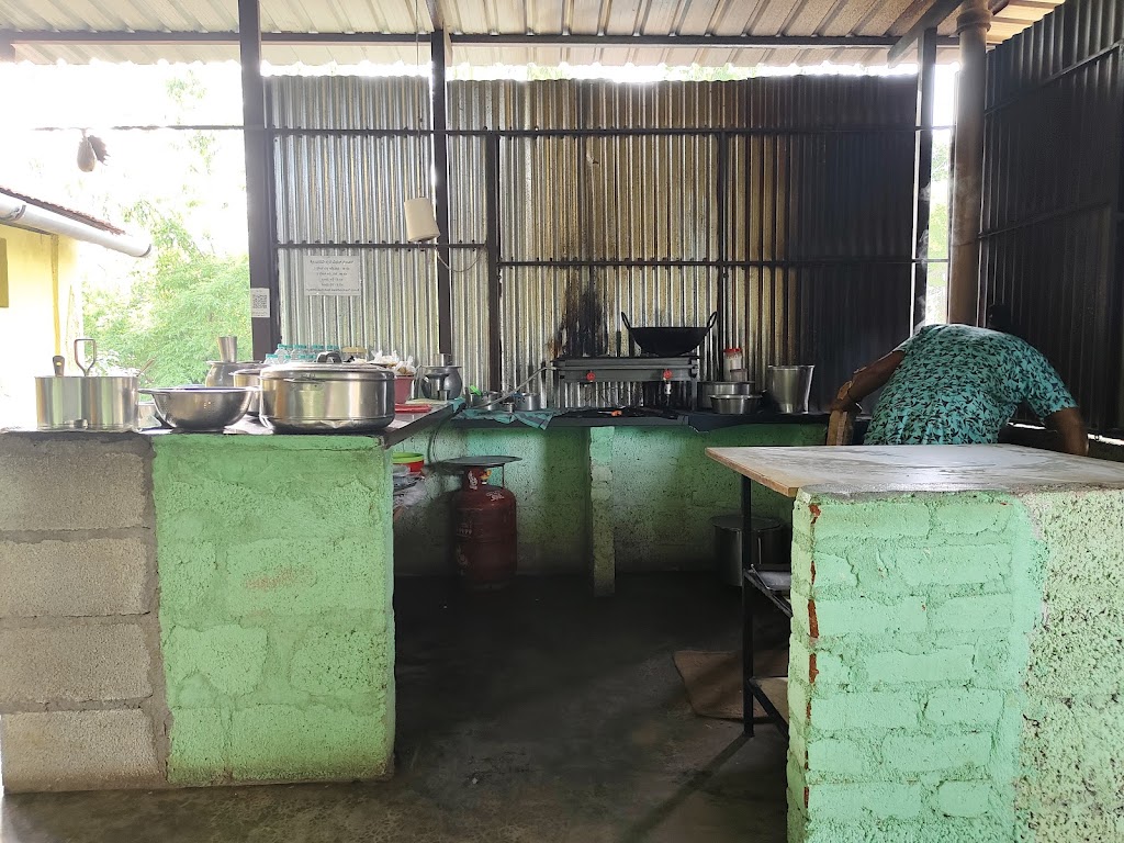 Shree Basaveswara Tiffin Centre