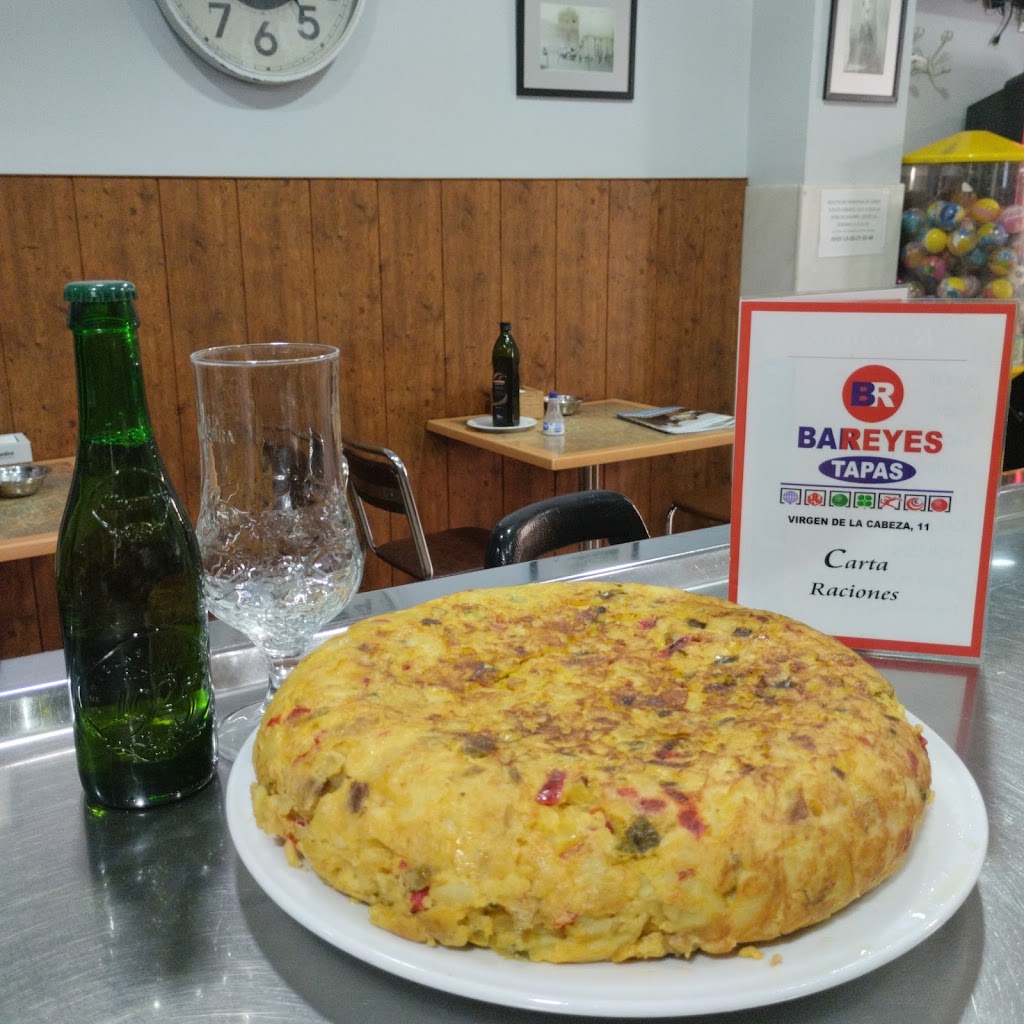 BAR REYES — Del propietario