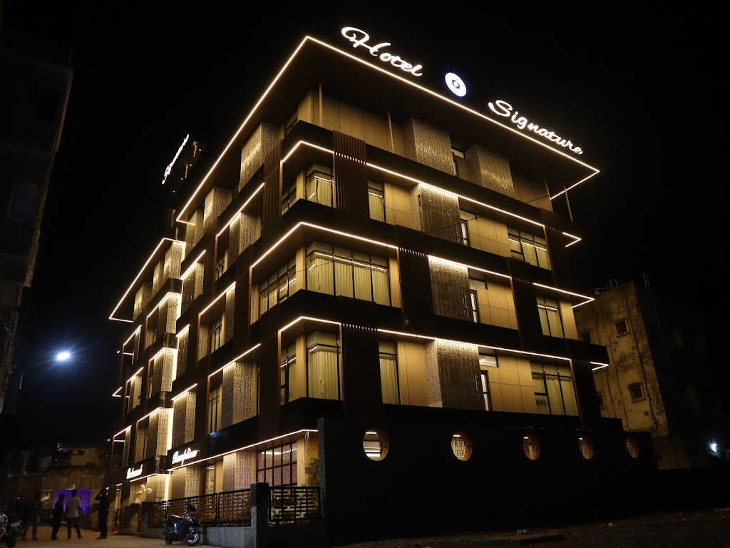 Hotel Signature