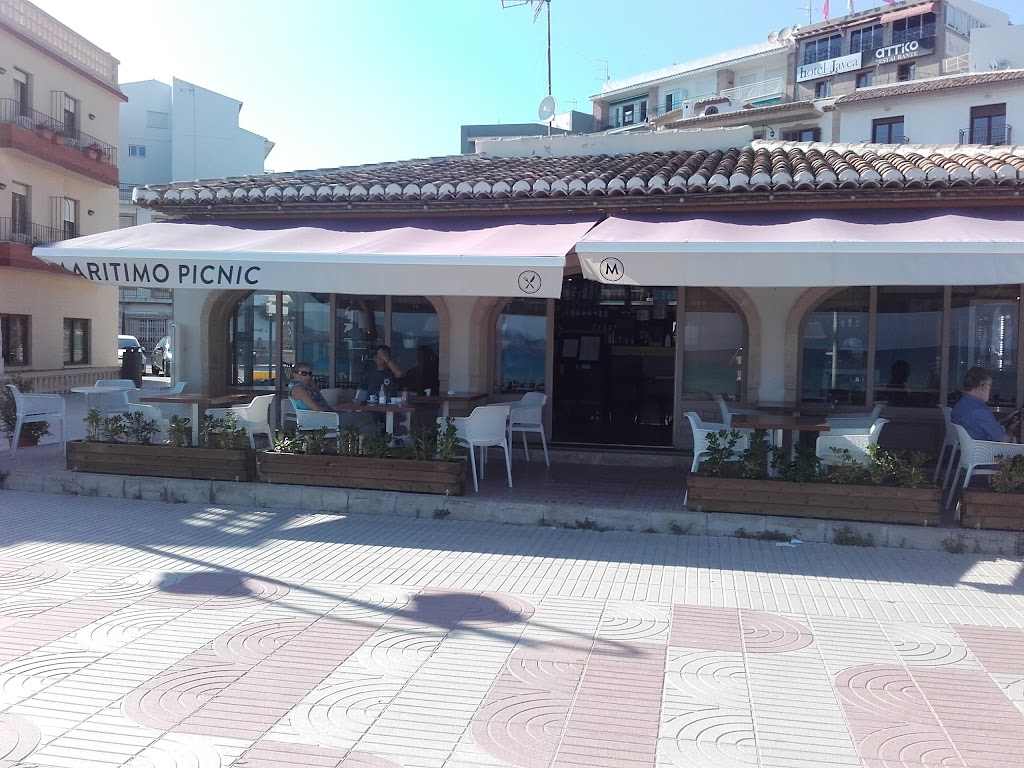 Maritimo Cafe & Bistro