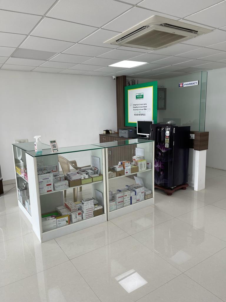 Dr. M K Heart Clinic Dr Kathiresan Interventional Cardiologist