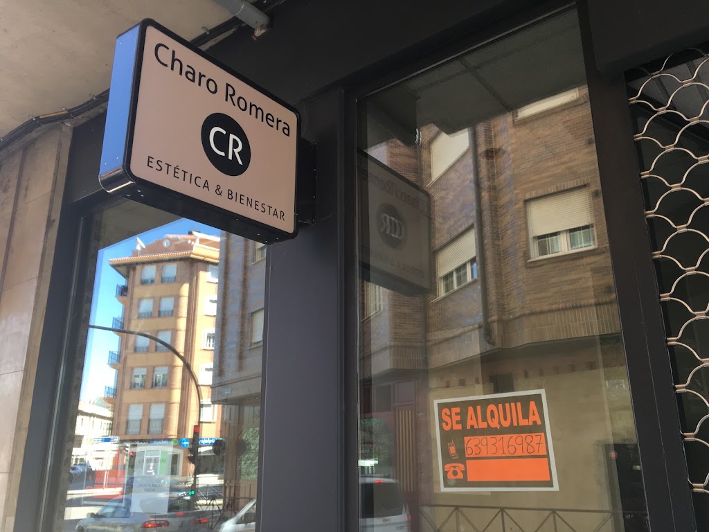 Centro Medico Estetico Charo Romera — Exterior