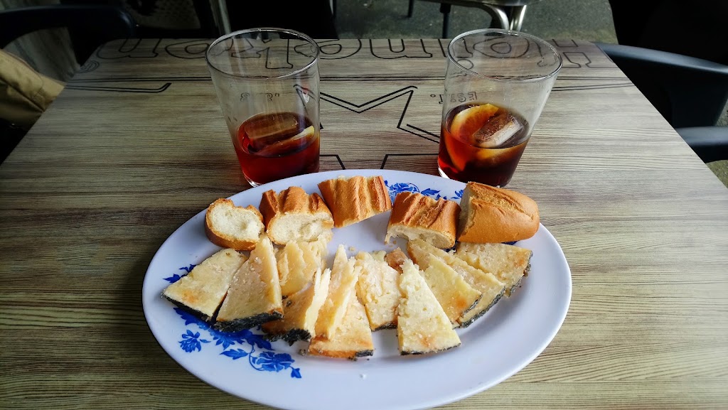 Bar Quijote — Comida y bebida