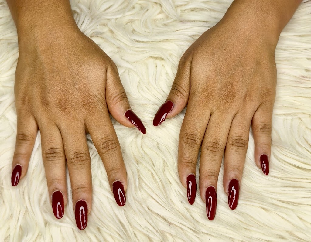 R R Refresh Family Beauty Hub