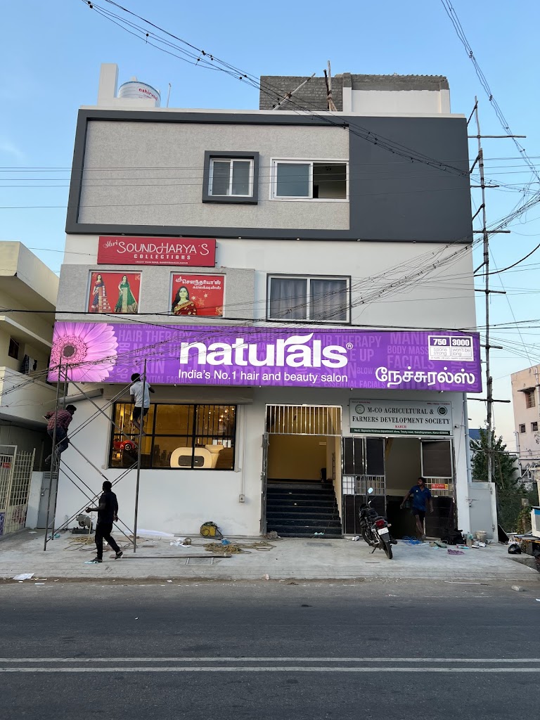 Naturals Salon Gandhigramam