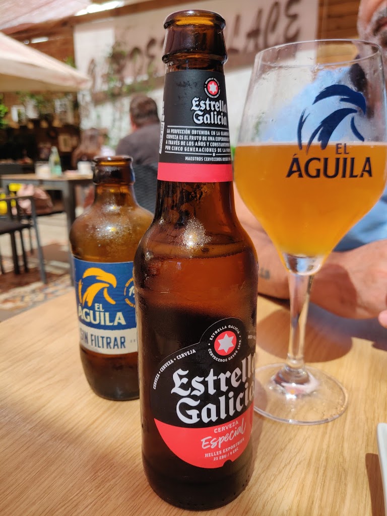 Garden's Place — Comida y bebida