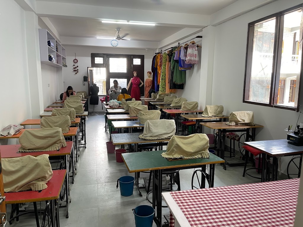 Ites Fashion World Fashion Designing Training Institute Beauty Therapist And Hair Styling Training Institute