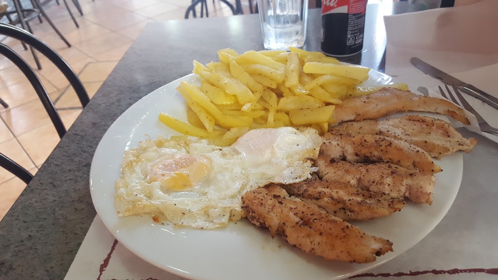 Bar Industria — Comida y bebida