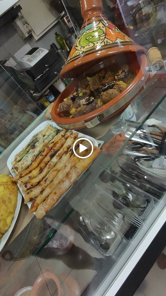 Cafeteria Lila Food Pucol — Videos