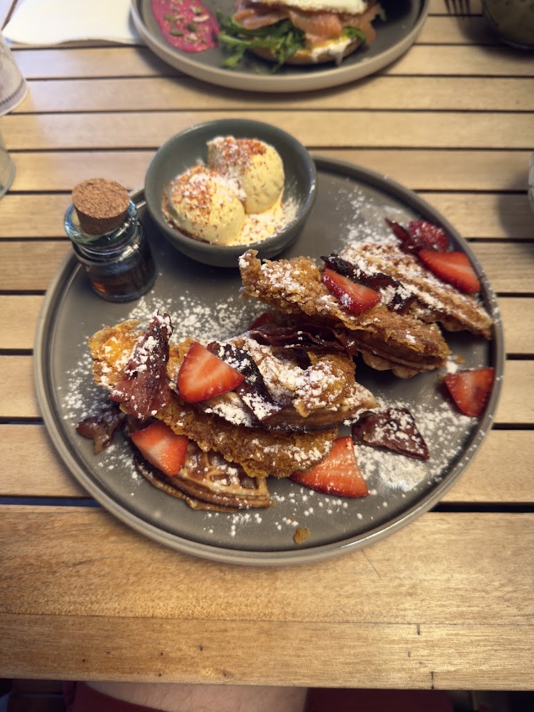 Good Vibes - cocktail bar and restaurant — Mas recientes