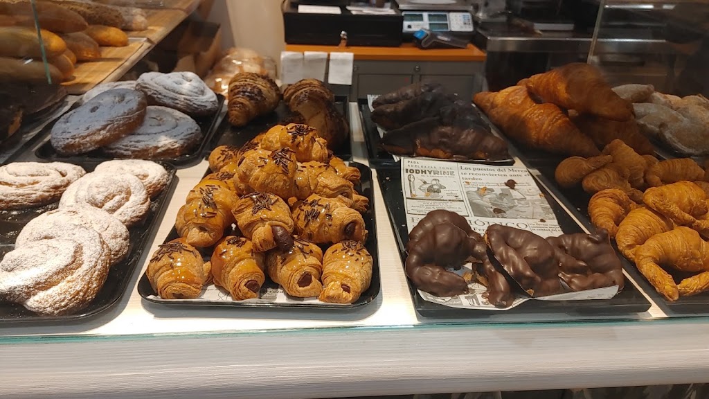 Cafe'm 2 — Comida y bebida