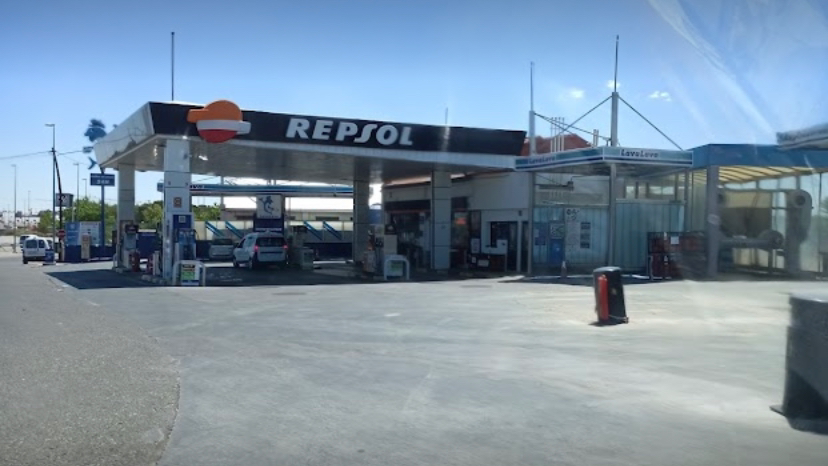 Gasolinera Repsol Villanueva del Pardillo