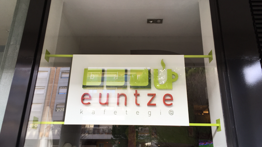 BAR EUNTZE TXANTREA — Del propietario