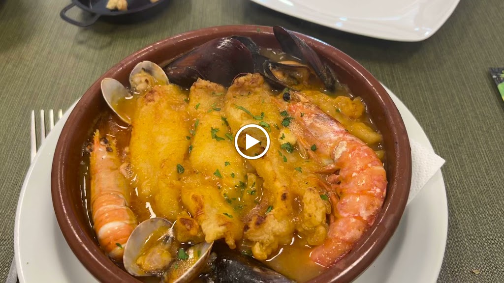 Restaurant Tres Lleons. — Videos