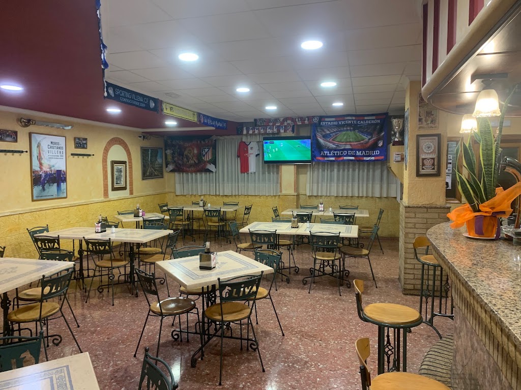 BAR MARIO Oliva 2 — Ambiente