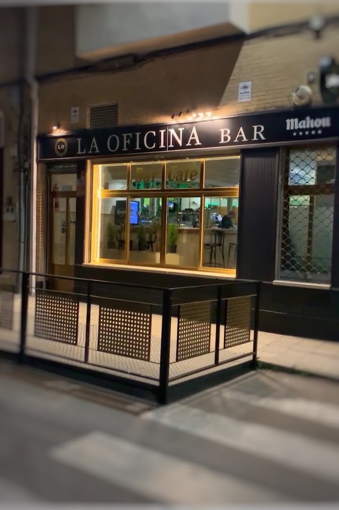 La oficina bar — Del propietario