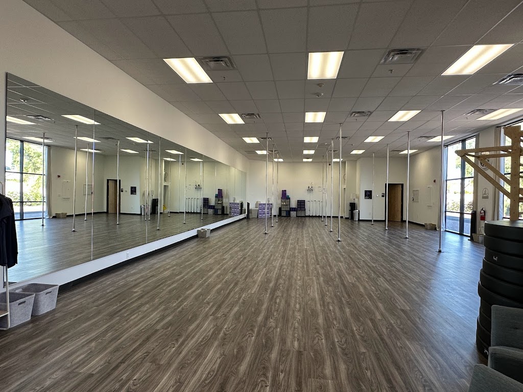  Beautiful Bodies Pole Dance Fitness